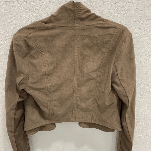 BCBG MaxAzria Faux Suede Jacket Mocha, Siz… - Picture 4 of 7